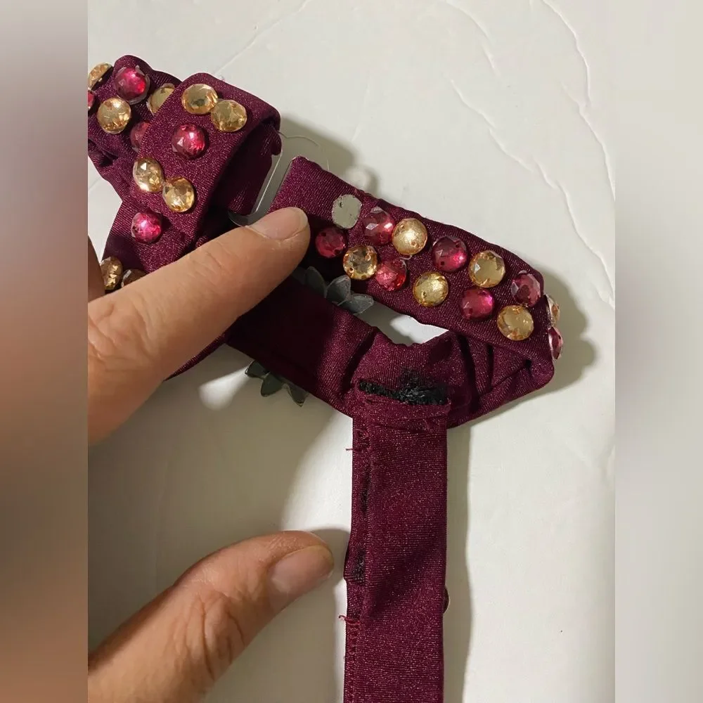 Glamour burgundy red